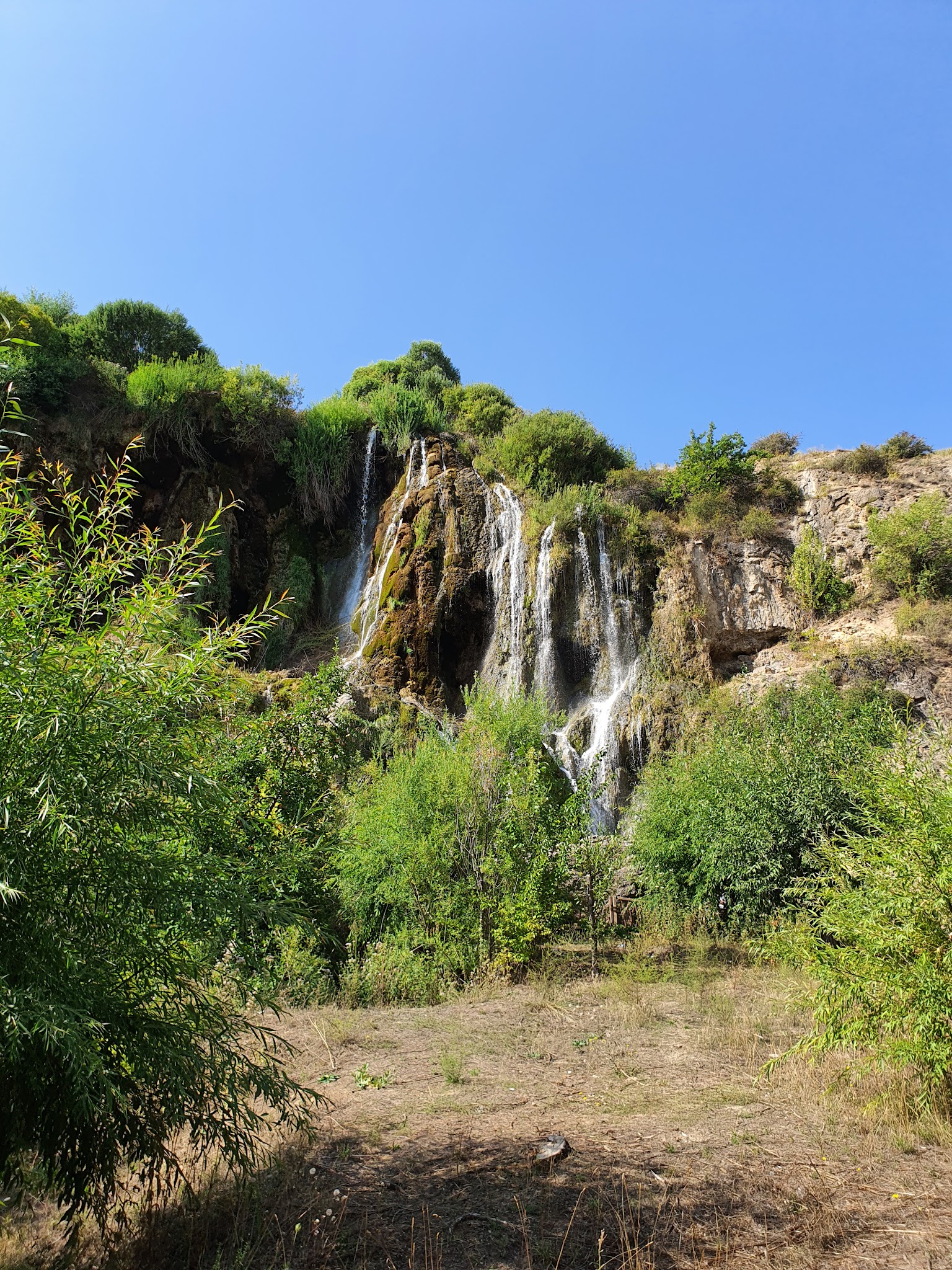 Gürlevik Şelalesi