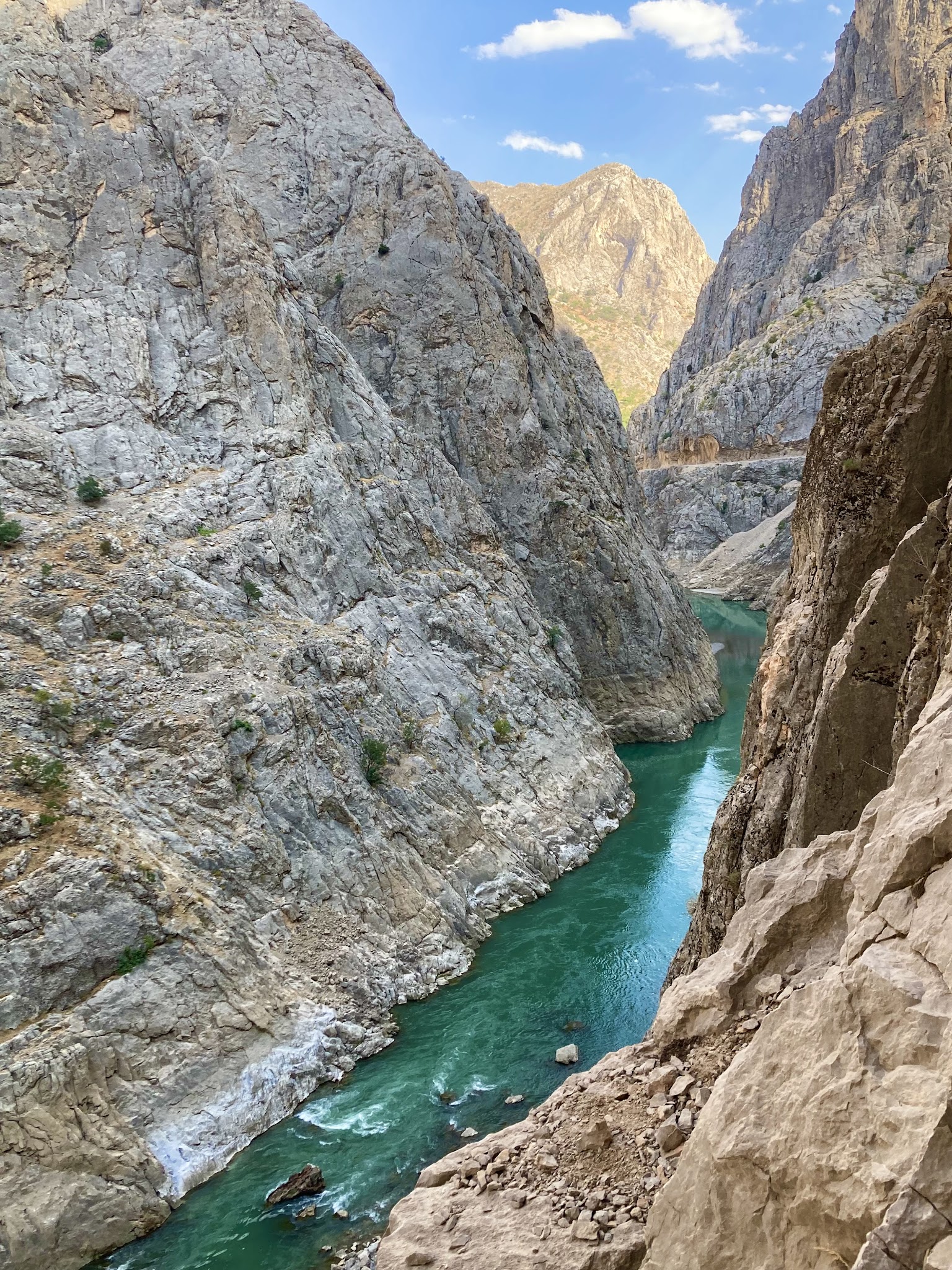 Karanlık Kanyon