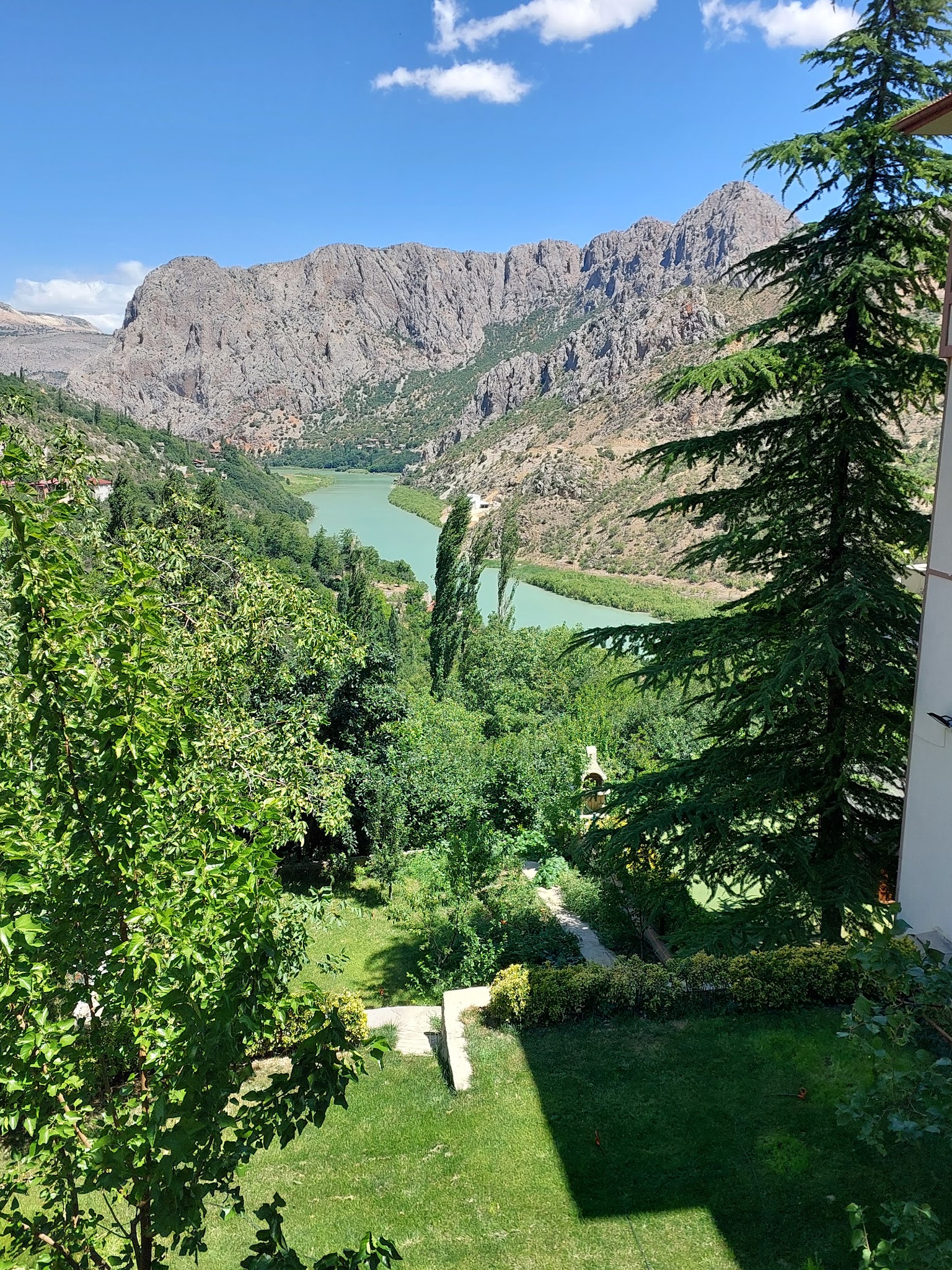 Karanlık Kanyon