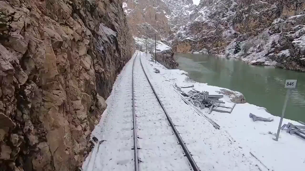 Karanlık Kanyon